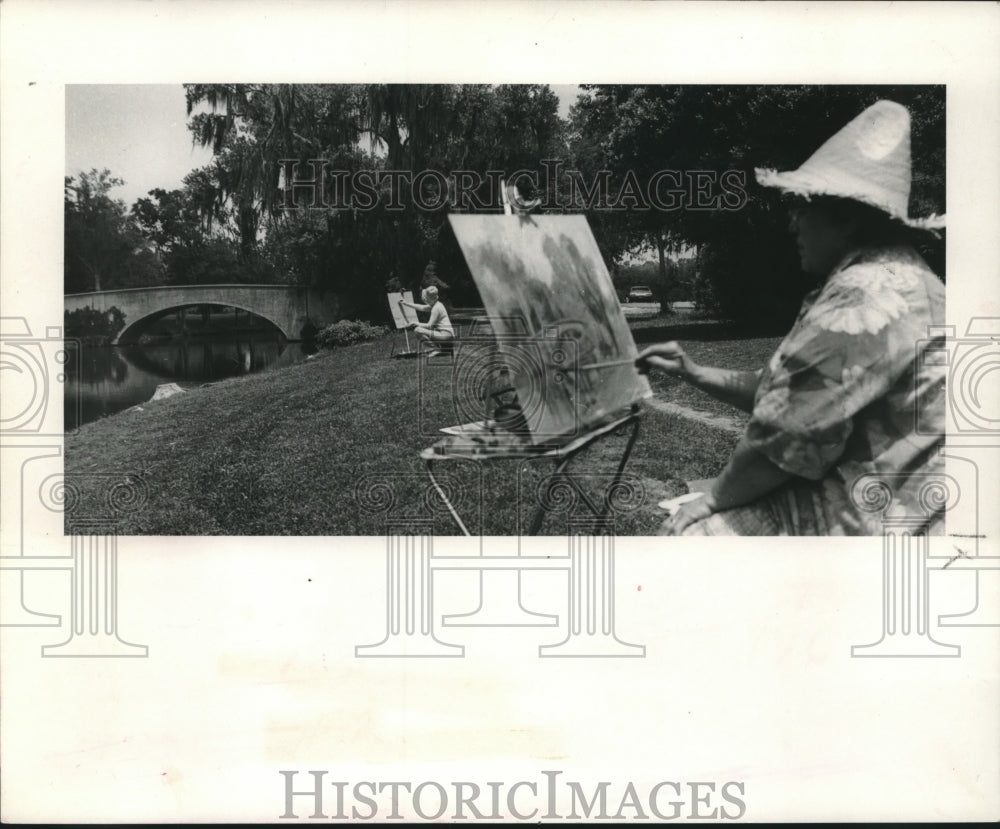 1970 Press Photo  Mrs. Grady's painting with bridge in back- Historic Images
