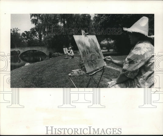 1970 Press Photo  Mrs. Grady's painting with bridge in back- Historic Images