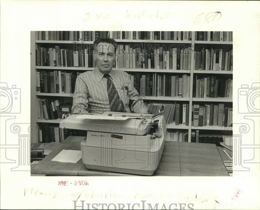 1978 Press Photo Dr. Gordon Fleming, professor at the University of New Orleans- Historic Images
