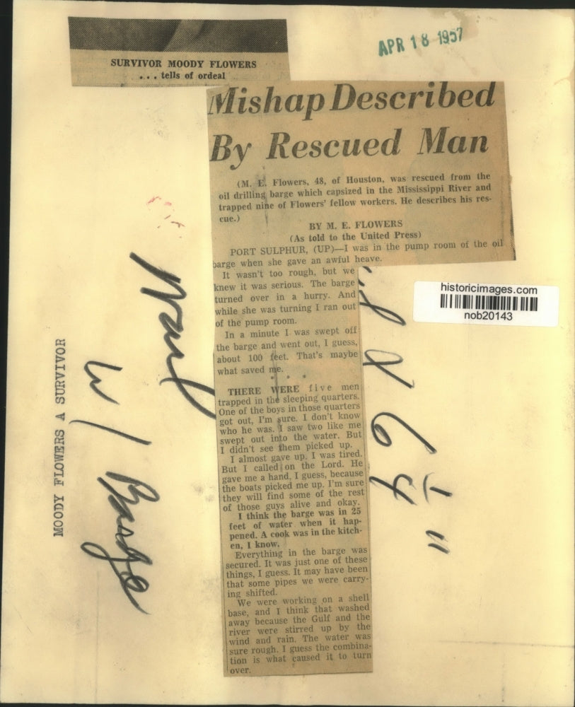 1957 Press Photo M. E. Flowers oil drilling barge capsized in Mississippi River