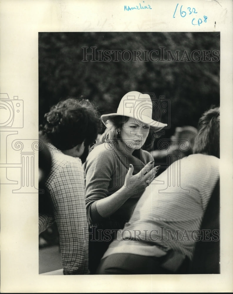 1977 Press Photo Sportscaster Phyllis George- Historic Images