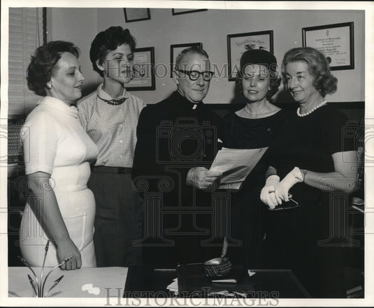 1963 Press Photo NOLA chapter of National Secretaries Association, Loyola