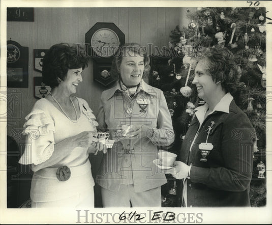 1977 Press Photo Sugar Bowl's entertainment committee members - nob21266- Historic Images