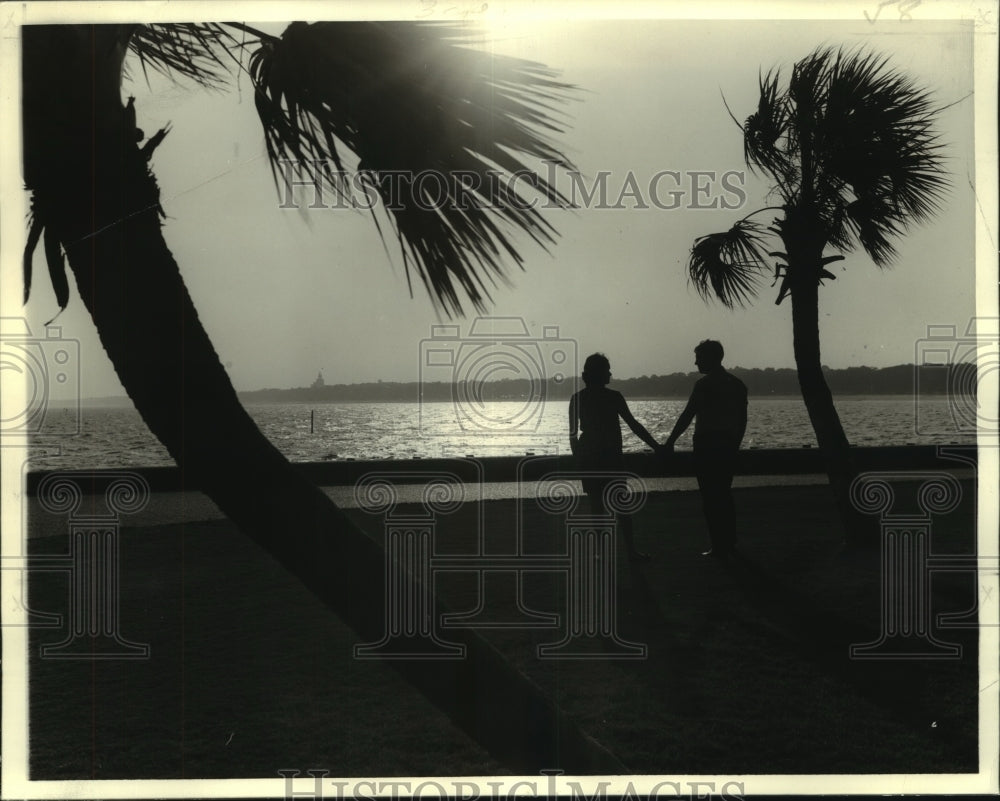 1973 Press Photo Sunset on the Mississippi Gulf Coast.- Historic Images