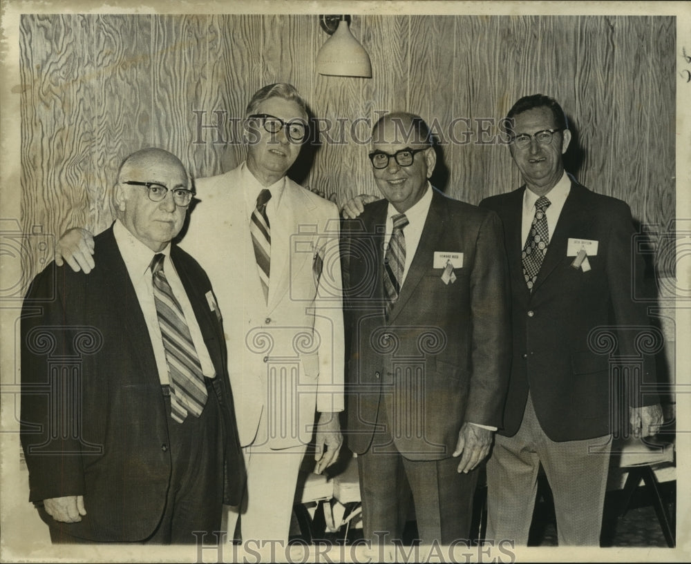 1973 Press Photo Former Warren Eason High School Students of 1924 at Reunion