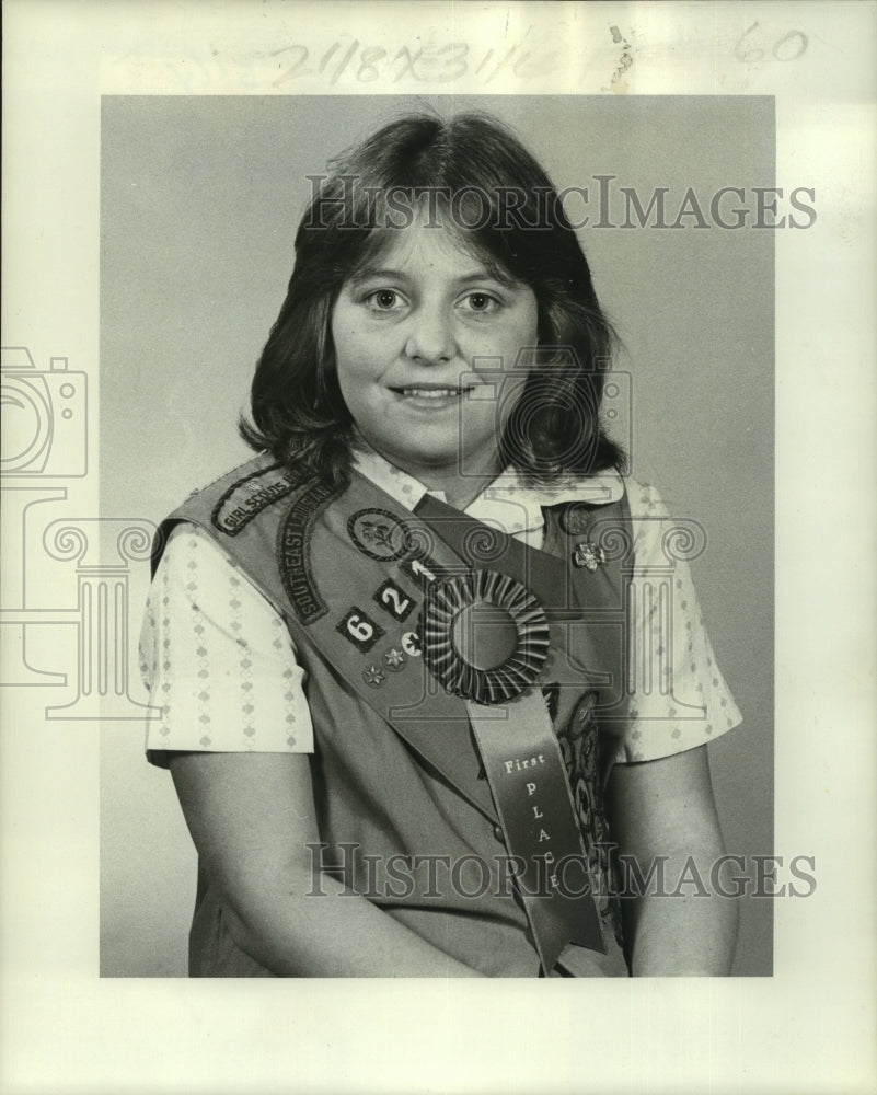 1977 Press Photo Melain Gumper, winner of poster contest by the Pilot Club- Historic Images