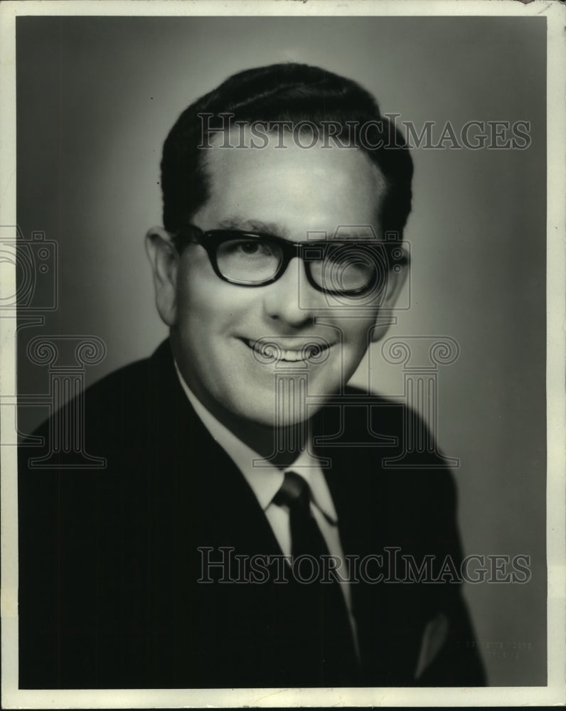 1971 Press Photo State Senator William J. Guste Jr. runs for attorney general.- Historic Images