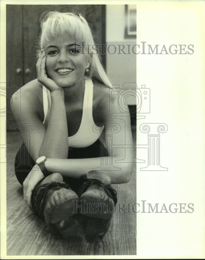  Press Photo New Saints-sation dancer Stephanie Hammons- Historic Images