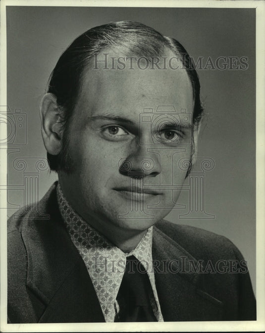 1972 Press Photo Mike Hammer - nob23453