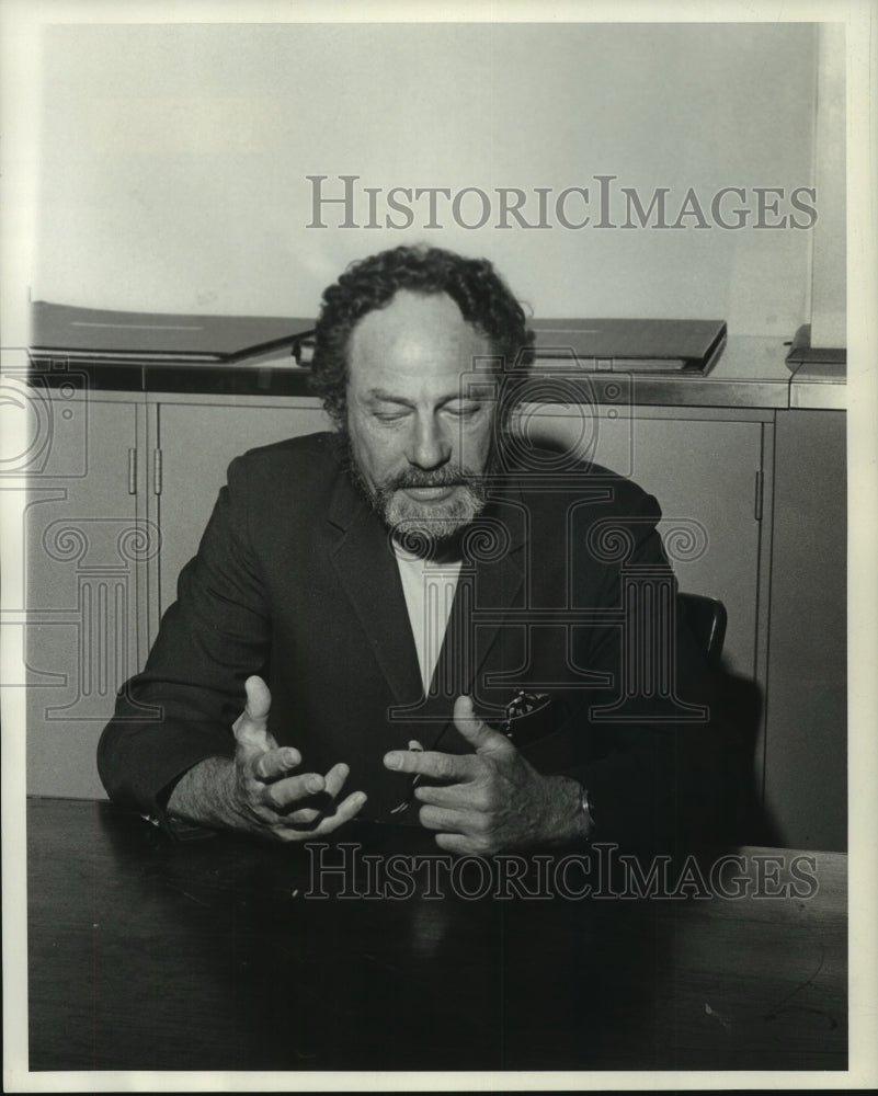 1973 Press Photo Architect, Designer & Teacher Lawrence Halperin - nob23496