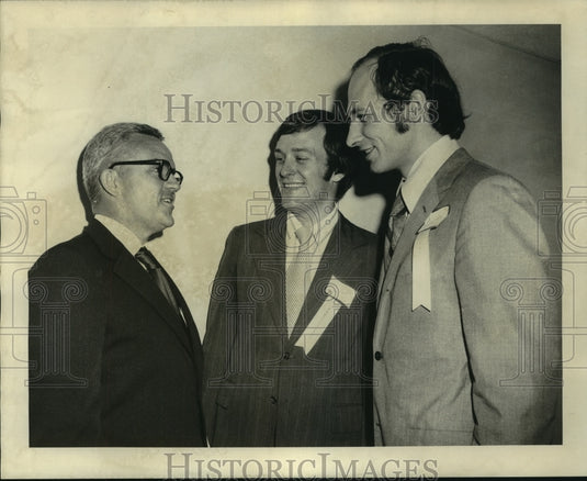 1972 Press Photo Tulane University Professors meeting for a convention - Historic Images