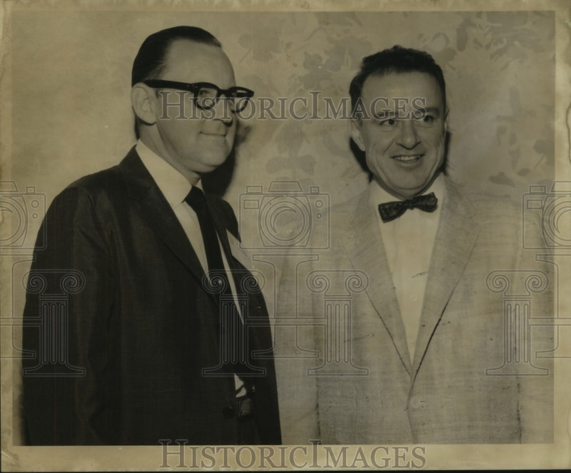 Load image into Gallery viewer, 1959 Press Photo Harry P. Greep &amp; William Hallahan at the Homestead Event
