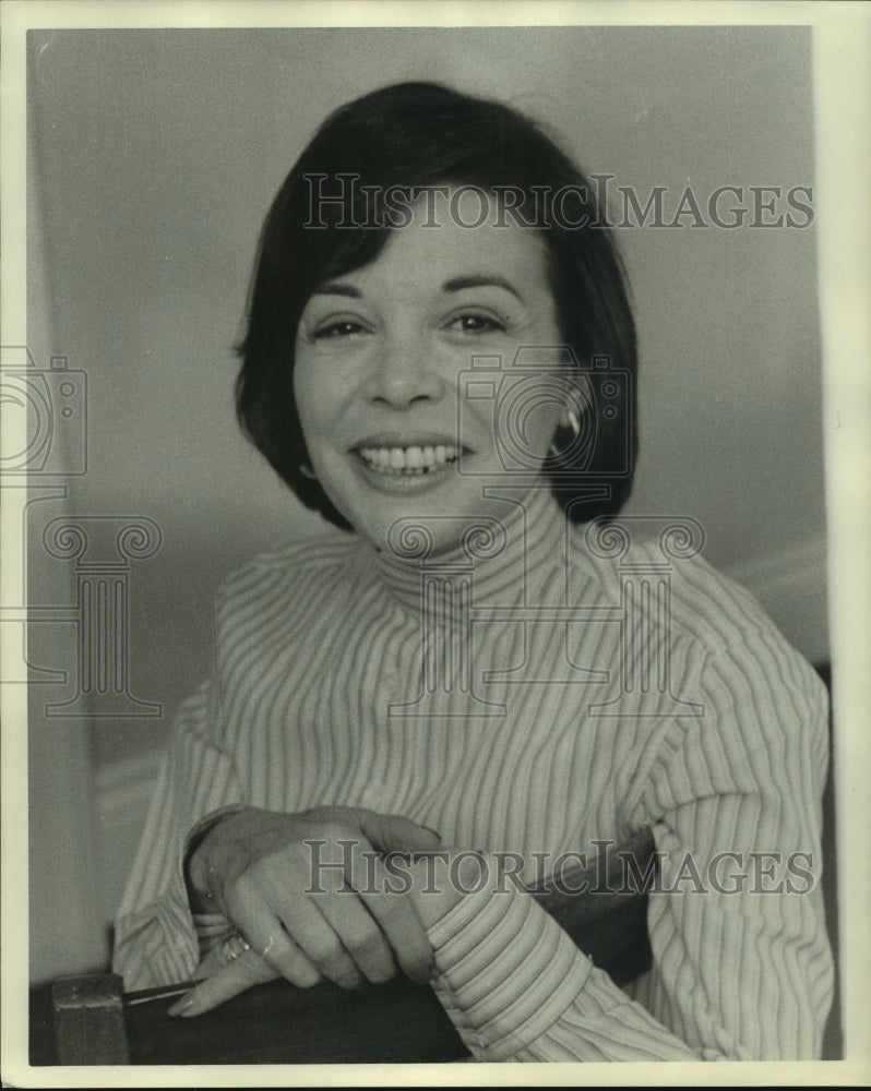 1976 Press Photo Renna Godchaux, political activist - nob24541