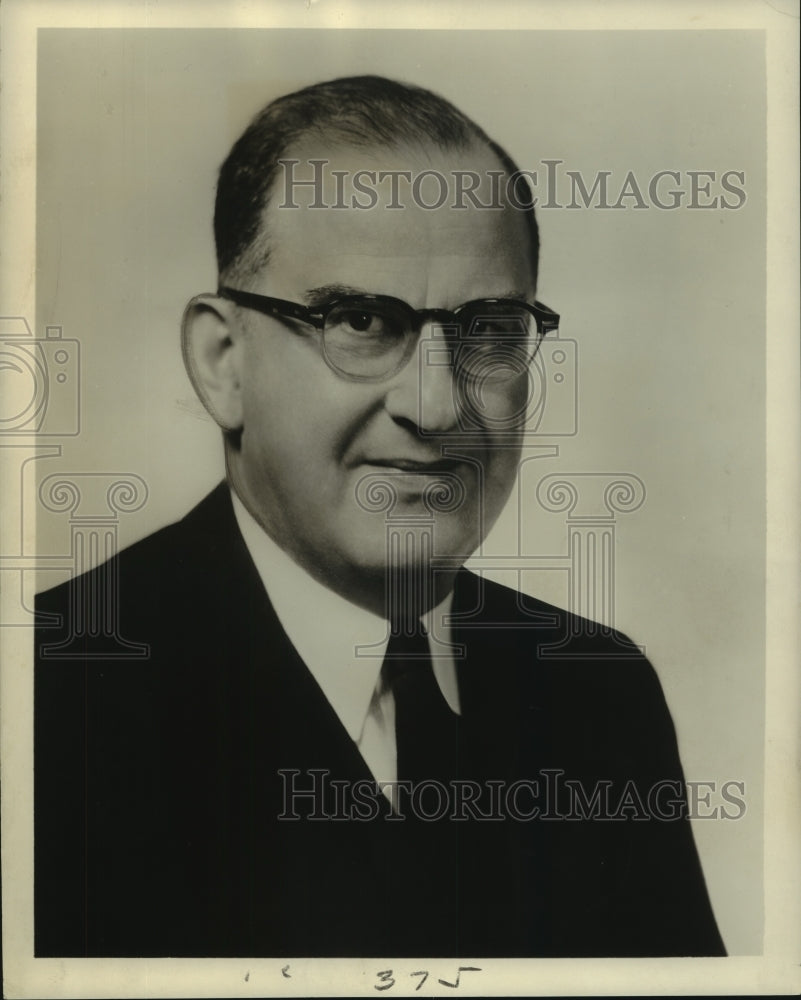 1953 Press Photo American Hotel Association director C.R. Gillam- Historic Images