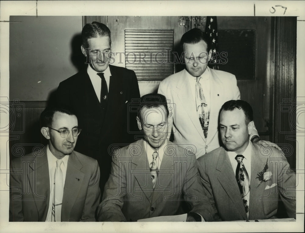 1954 Press Photo New Lions Club of New Orleans officers - nob25718