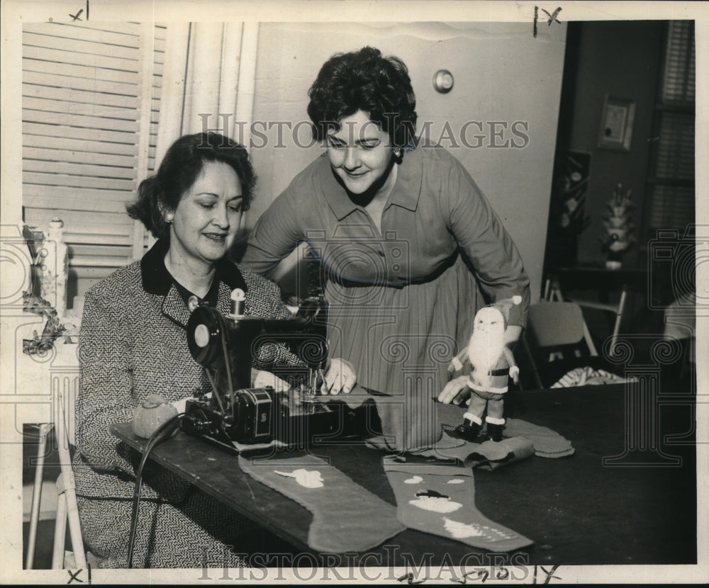 1962 Press Photo New Orleans Garden Society's Christmas fair and sale