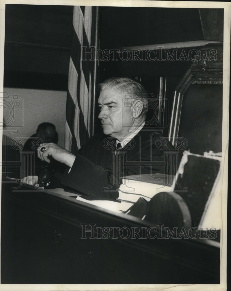 Load image into Gallery viewer, 1969 Press Photo Judge Edward A. Haggerty - nob27234
