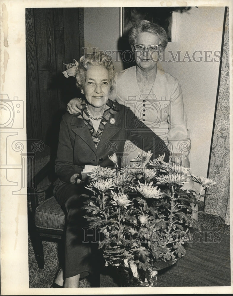 1973 Press Photo Miss Iren Petitjean and Mrs. A. J. Haydel - nob27494