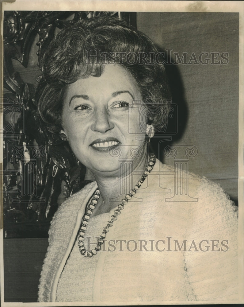 1964 Press Photo Mrs. Jane Hanna, Roosevelt Hotel, New Orleans - nob27885
