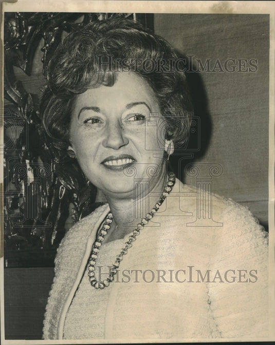 1964 Press Photo Mrs. Jane Hanna, Roosevelt Hotel, New Orleans - nob27885