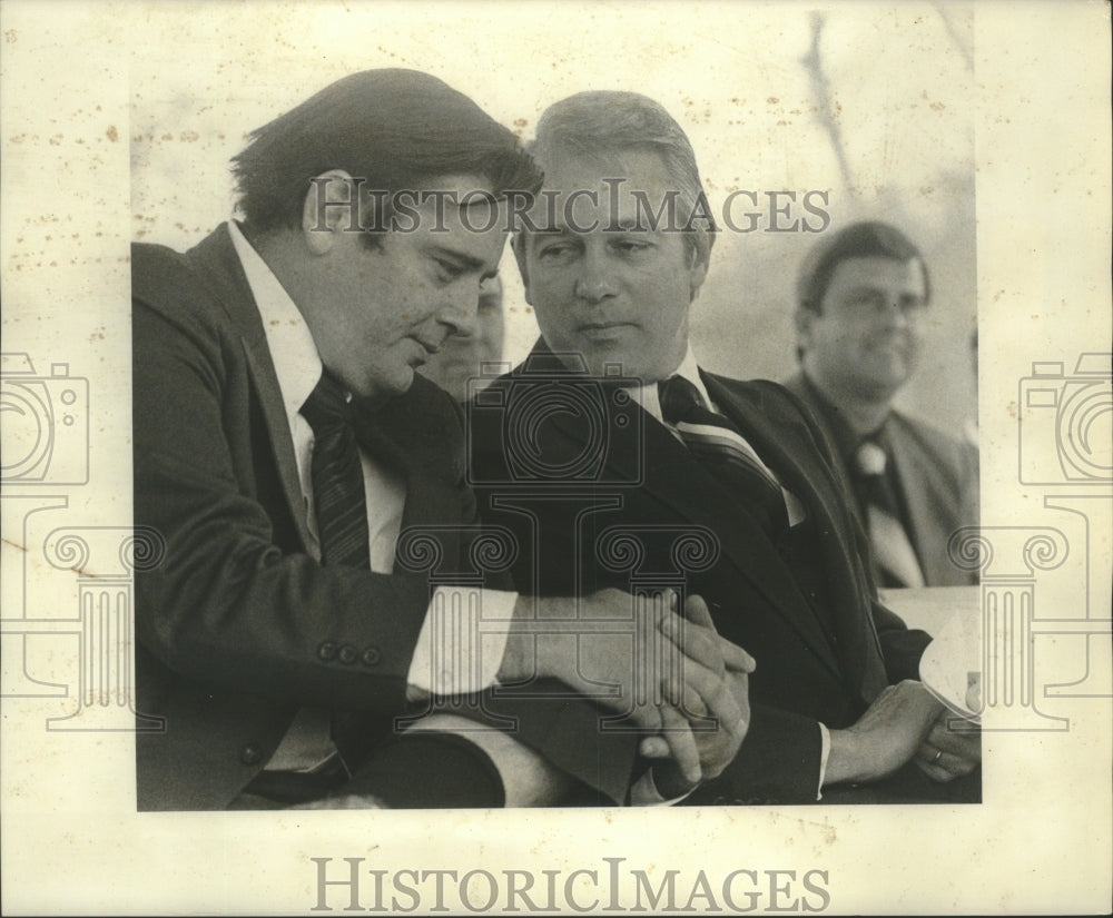 1974 Press Photo Gov. Edwin Edwards at dedication ceremonies of Hayne Boulevard - Historic Images