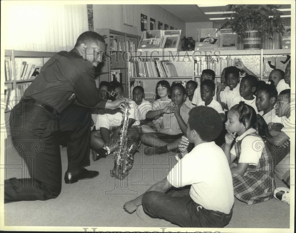 Press Photo Musician Donald Harrison heads up jazz workshop for students- Historic Images