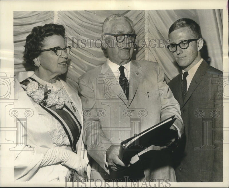 Load image into Gallery viewer, 1962 Press Photo The National Society Children of the American Revolution
