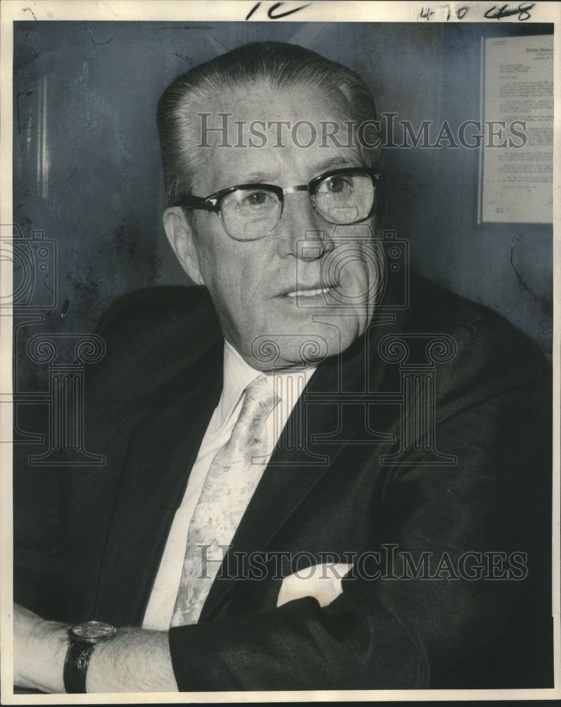 Load image into Gallery viewer, 1968 Press Photo Thomas W. Gleason, ILA President talks of contract hopes
