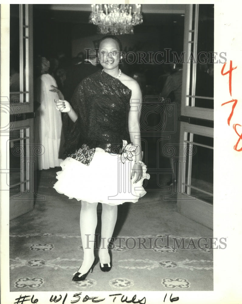 1988 Press Photo Matilda Fowler Harris of New Orleans at Black Tie Gala- Historic Images