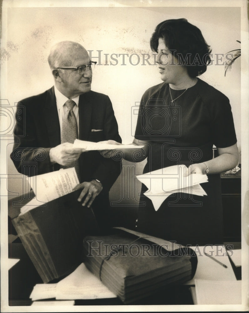 Load image into Gallery viewer, 1971 Press Photo Ben Levy's Last Day at City Hall, with Secretary Joan Gross
