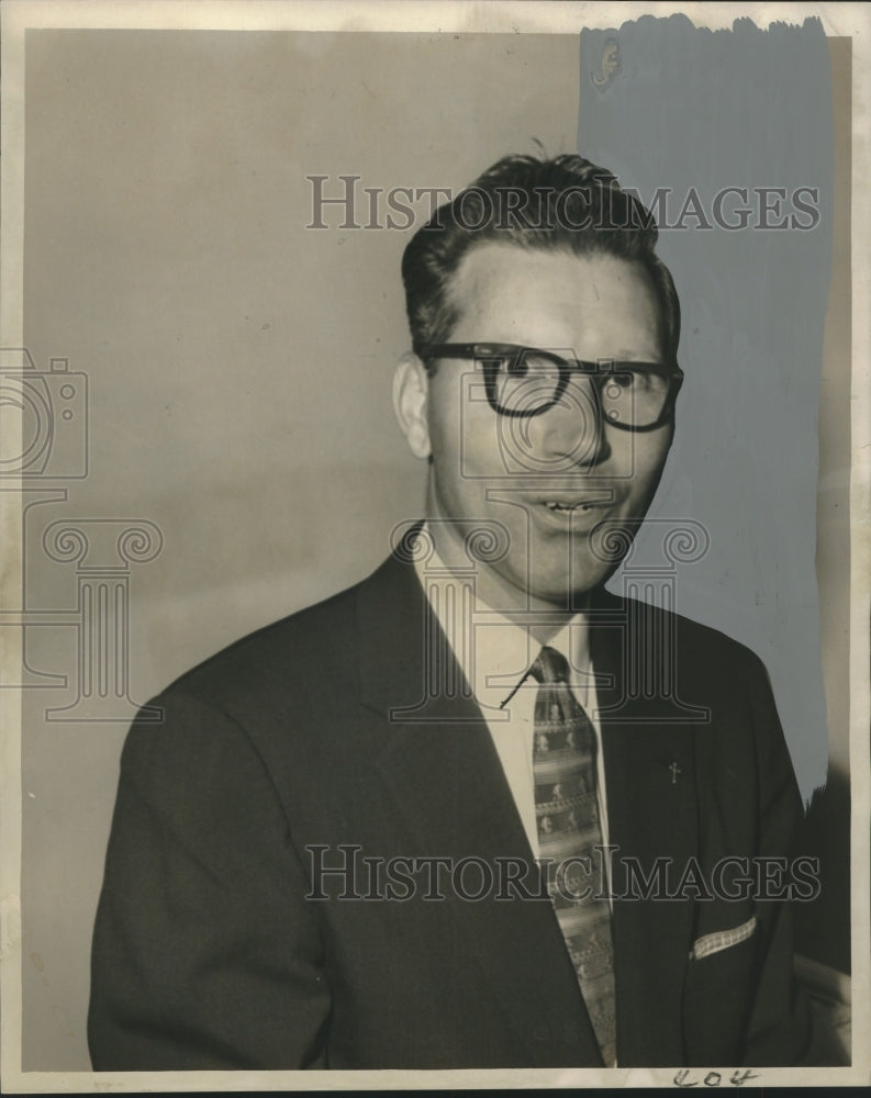1960 Press Photo Reverend George Harkins, pastor of Parker Memorial Methodist