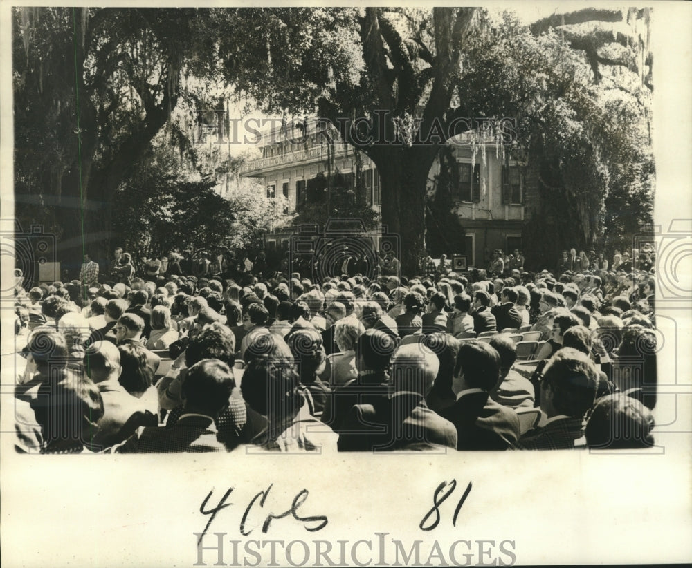1974 Press Photo Oil refinery ceremony held at Garyville, Louisiana - nob29461