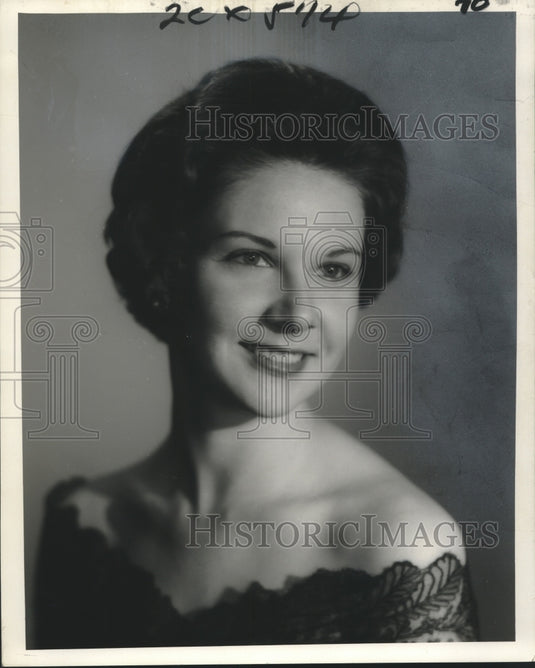 1962 Press Photo Queen Madeline Hartwell, Dr. & Mrs. Ralph Hartwell's daughter - Historic Images