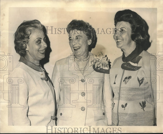 1965 Press Photo Mrs. Jack Donaldson, Helaine A. Todd and Mrs. Catherine Healy- Historic Images