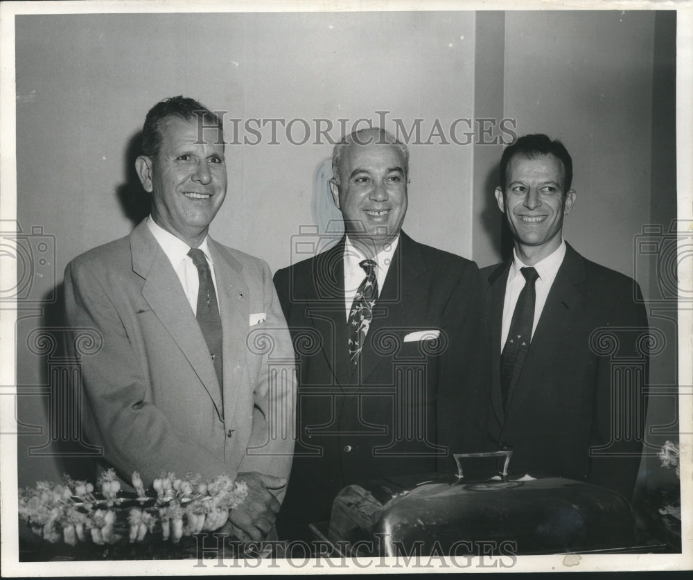 1956 Press Photo New Orleans Floral Trail Association delegates - nob32477