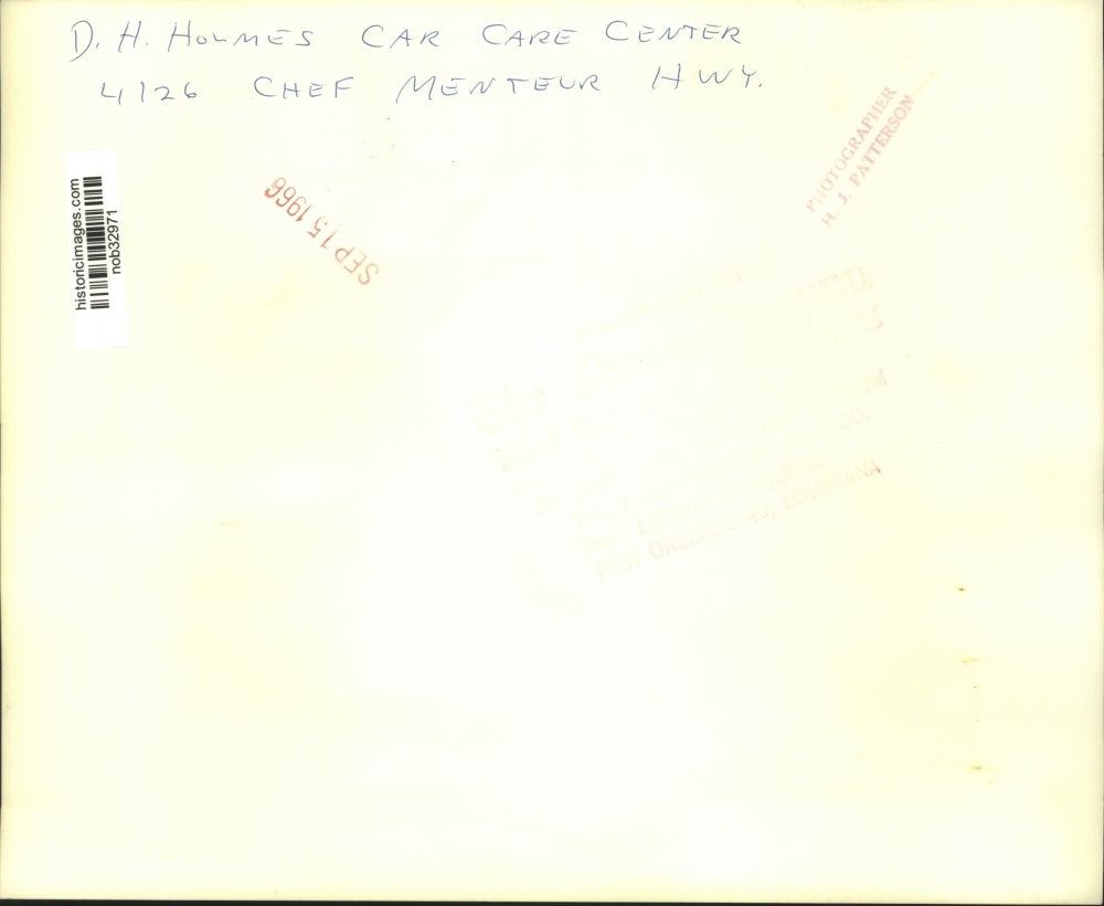 1966 Press Photo D.H. Holmes Car Care Center at 4126 Chef Menteur Highway