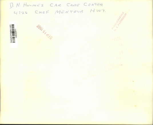 1966 Press Photo D.H. Holmes Car Care Center at 4126 Chef Menteur Highway
