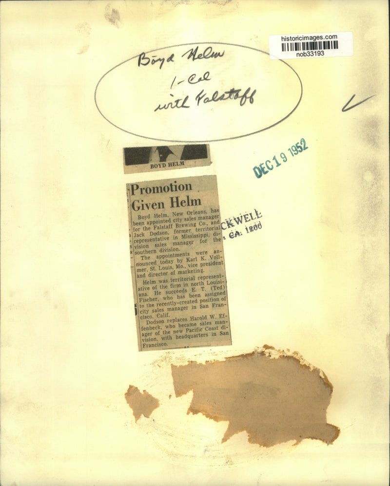 Load image into Gallery viewer, 1952 Press Photo Boyd Helm, city sales manager Falstaff Brewing Company
