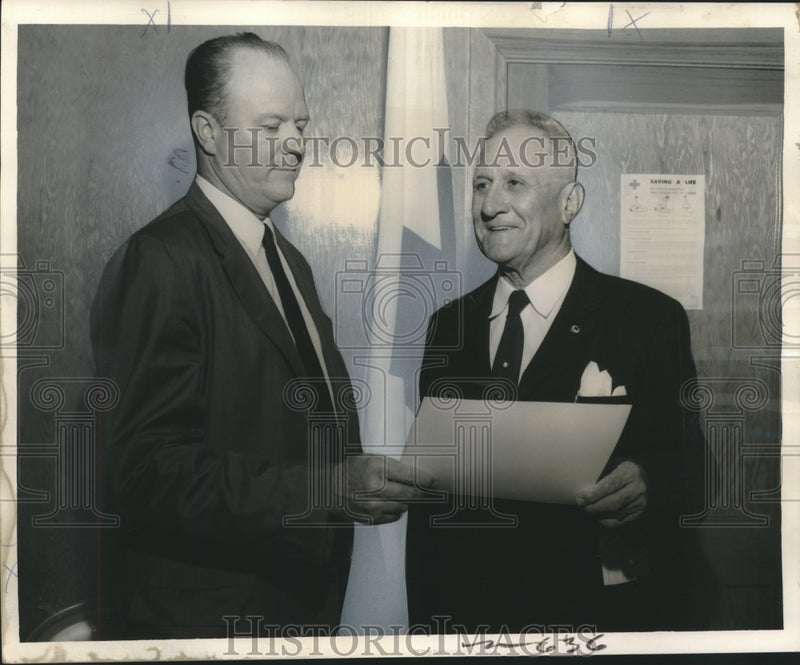 Load image into Gallery viewer, 1959 Press Photo Red Cross - Sen. Alvin Stumpf Honors Bernhard C. Heebe
