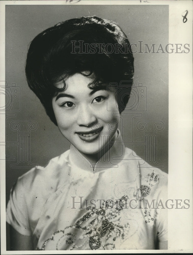 1960 Press Photo Nancy Hom, first contestant in the 1961 Miss Chinatown, USA- Historic Images