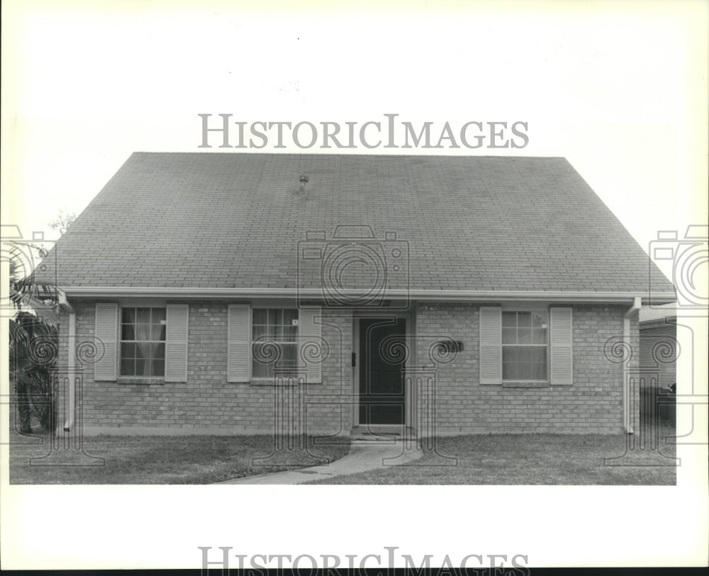 1989 Press Photo Real estate photo of 4737 St. Mary, Metairie, Louisiana- Historic Images