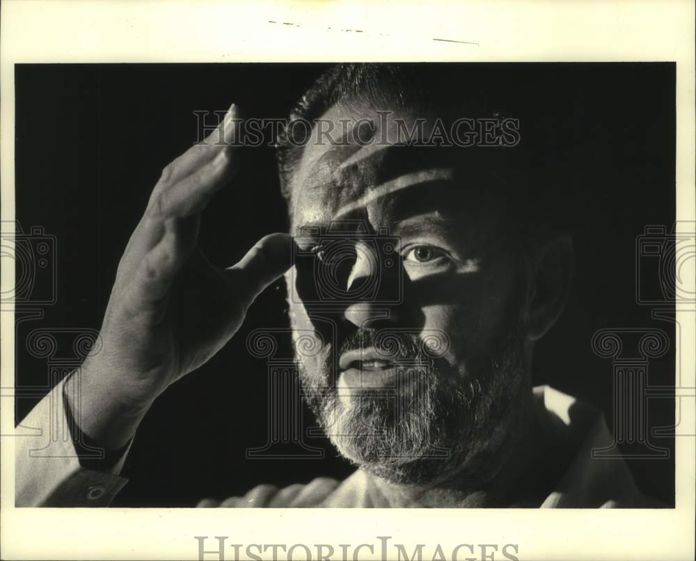 1983 Press Photo The Reverend Gerard Howell- Historic Images