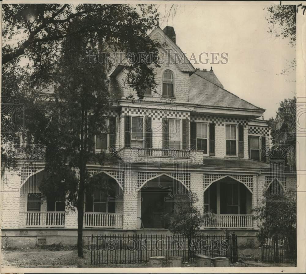 1964 Press Photo New Orleans Housing - 11 Apartments at 4217 St. Charles