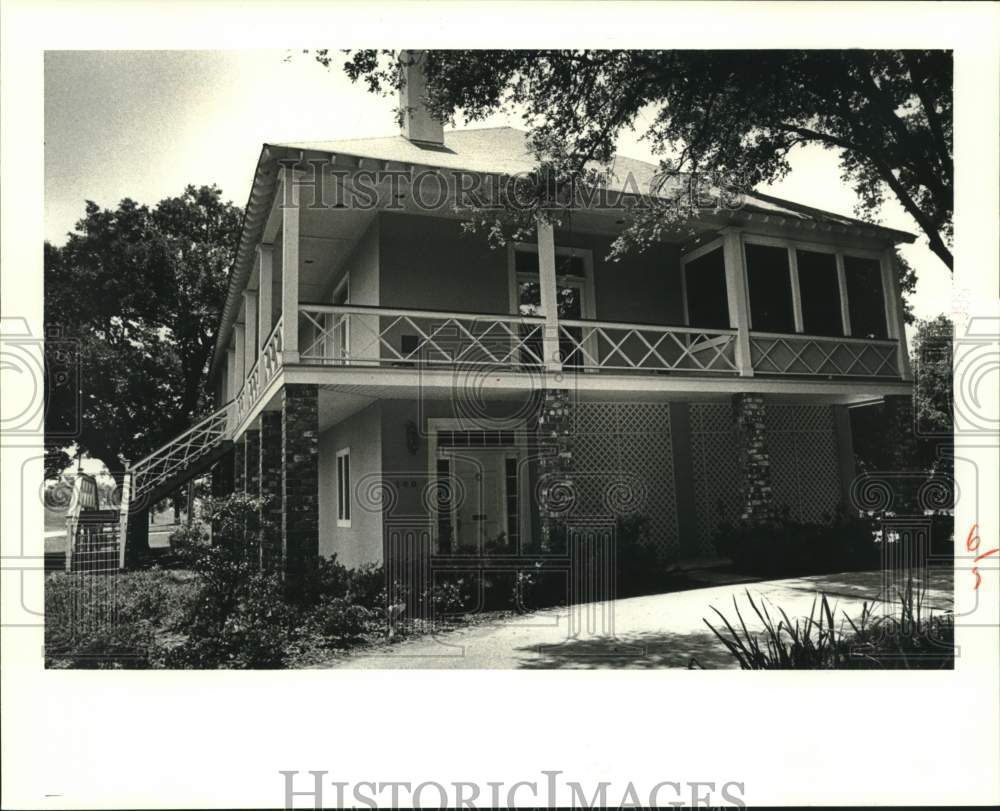 1988 Press Photo Home at 100 Woodland Place, Algiers, Louisiana - nob38154