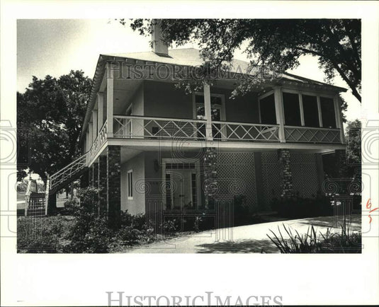 1988 Press Photo Home at 100 Woodland Place, Algiers, Louisiana - nob38154