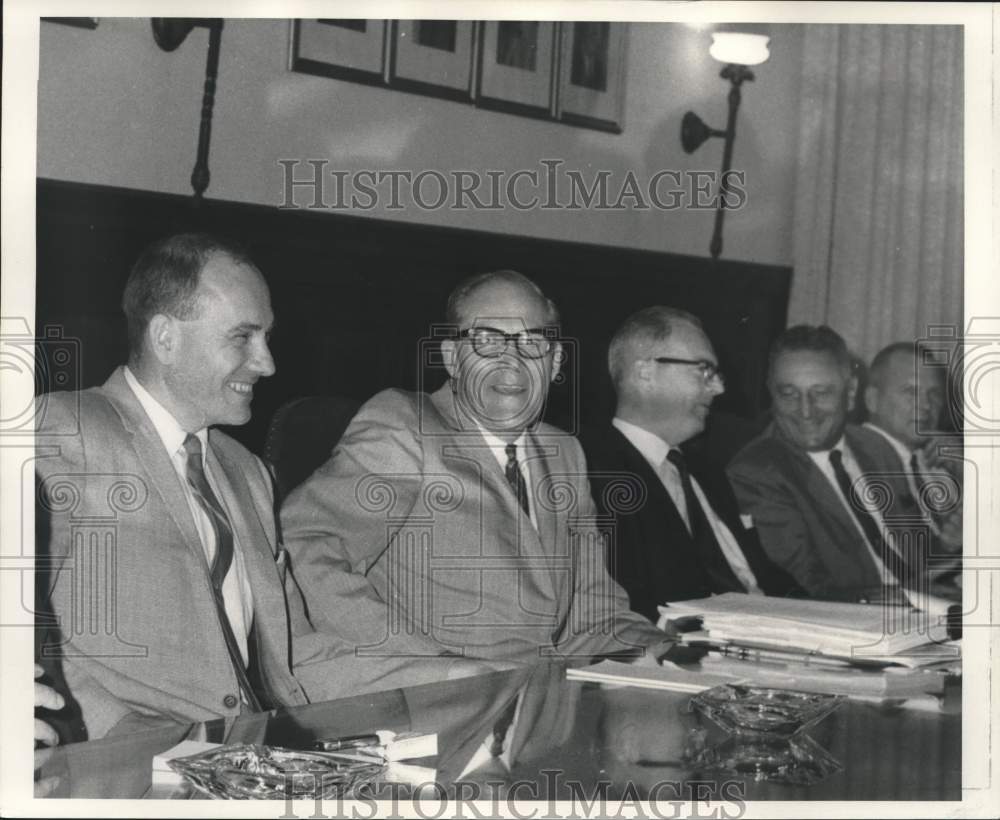 1968 Press Photo James G. Howell, president New Orleans S.S. Association- Historic Images