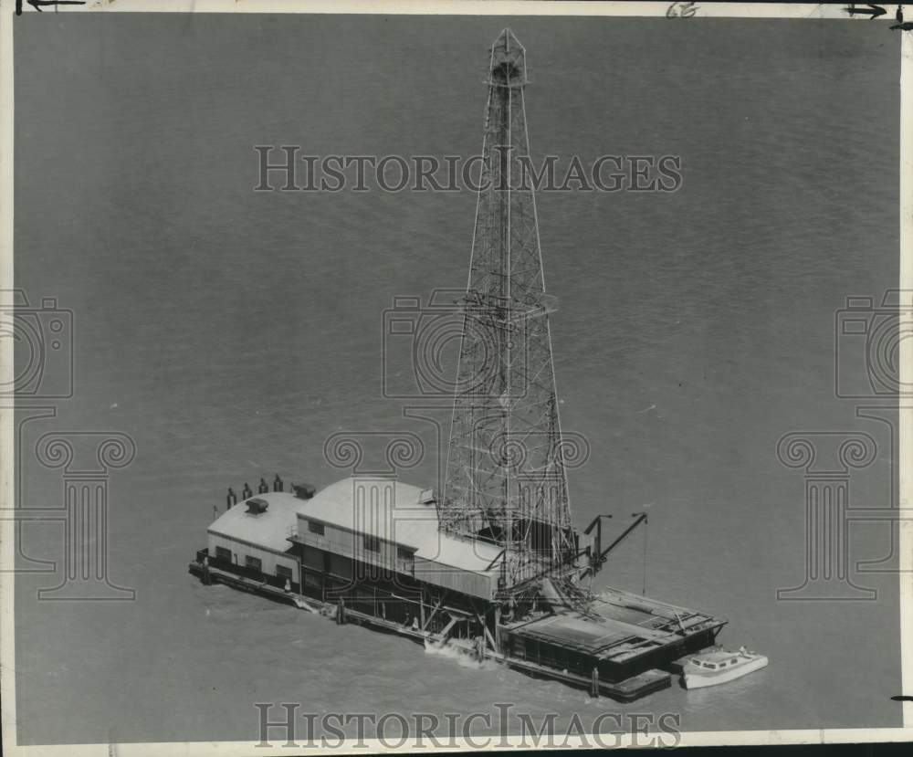 1952 Press Photo Aerial view of Sunoco Barge Number 2 on location at work.