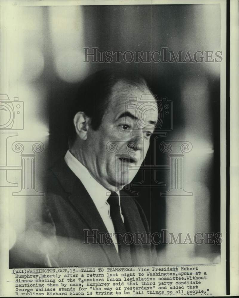 1968 Press Photo Hubert Humphery spoke at Teamsters dinner meeting.- Historic Images