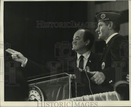 1968 Press Photo Vice President Hubert H. Humphrey and William E. Galbraith