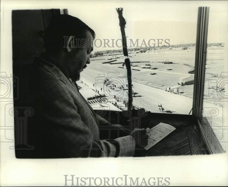 Load image into Gallery viewer, 1973 Press Photo Herb Holiday - nob40292
